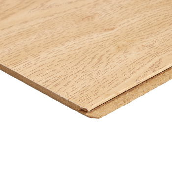 Панель МДФ 2700х240х6 мм Мастер и К, дуб сучковатый светлый, 0.64 м² Панель МДФ 2700х240х6 мм Мастер и К, дуб сучковатый светлый, 0.64 м²