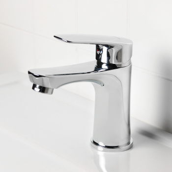 Смеситель для умывальника Milardo Horizont HORSB00M01, короткий излив, рычажный