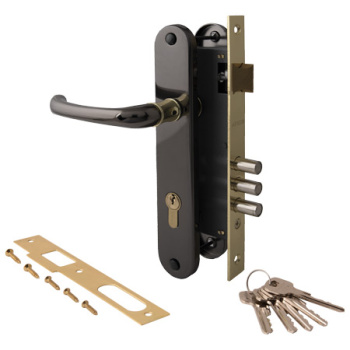 Замок врезной 85мм черный,ручки ЦАМ,3 ригеля 2210/60-ВG Апекс * 1/12