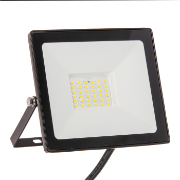 Прожектор светодиодный 30Вт 6,5К IP65 черный с фотореле Народный SQ0336-0233  *1/24